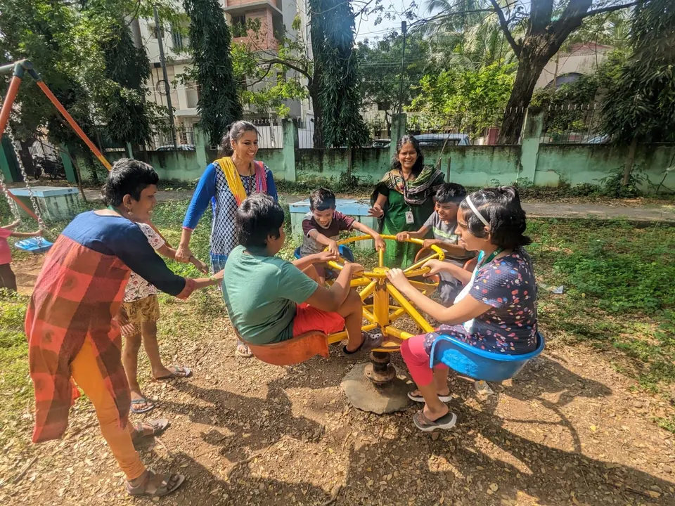 Group Play at Vruksh, photograph 1